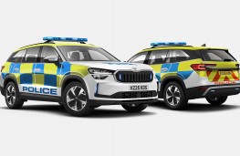 Skoda Kodiaq in police livery, 2025, composite